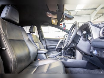 Used Toyota RAV4 2018 for sale - 78534013: Photo