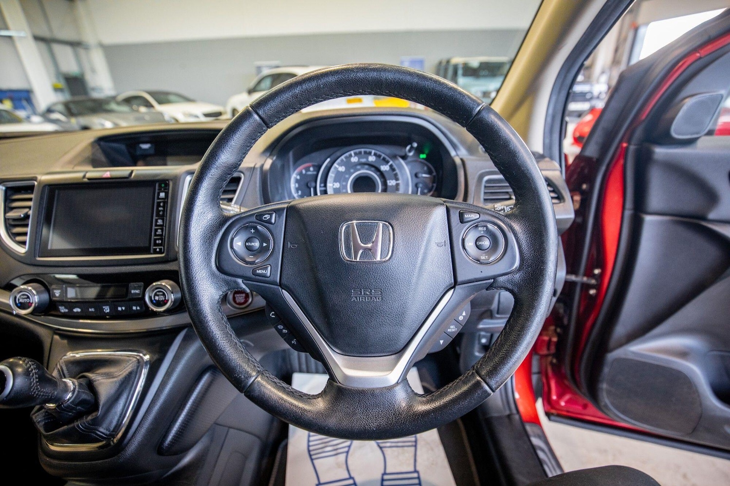 Used Honda CR-V 2015 for sale - 77109115: Photo 17