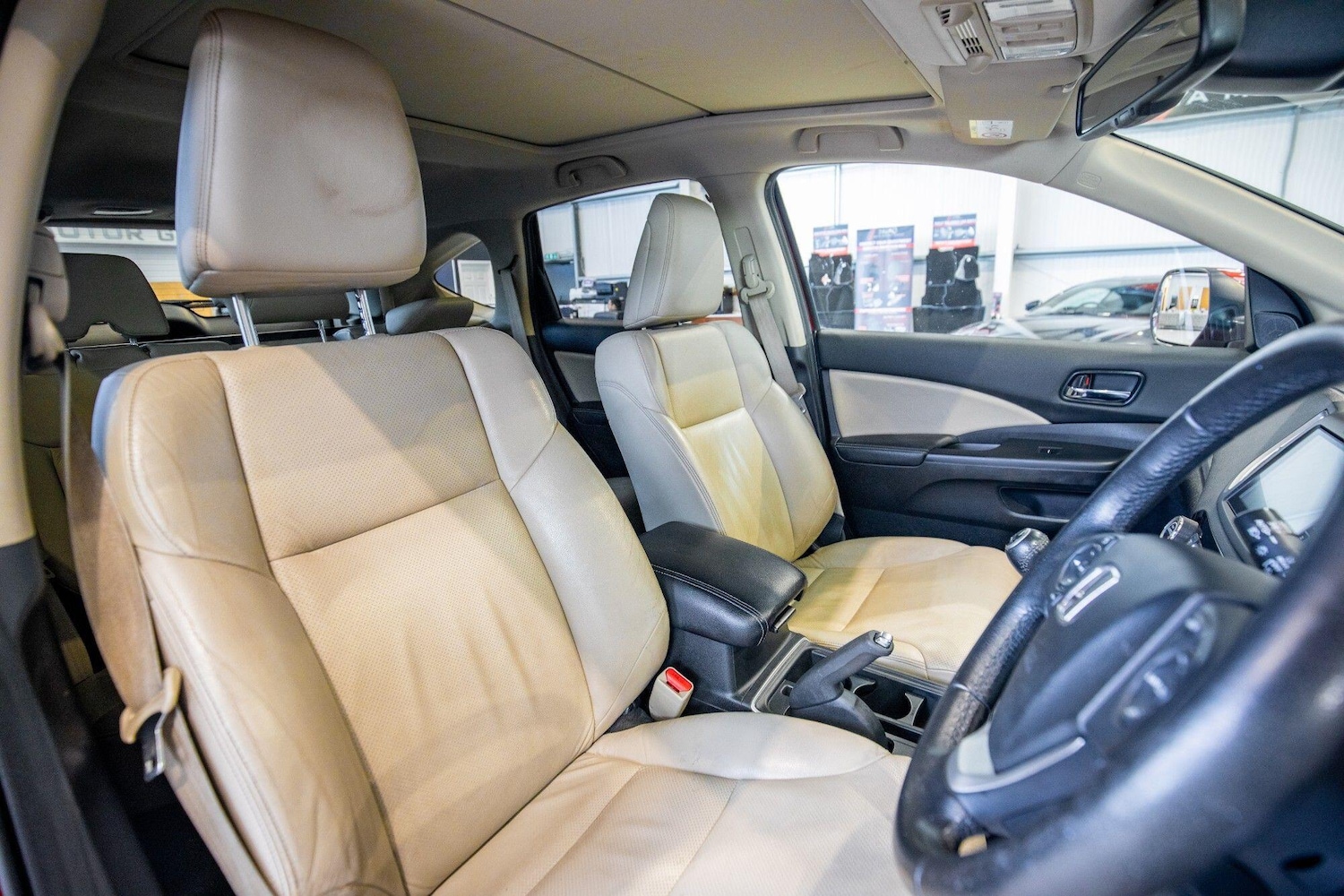 Used Honda CR-V 2015 for sale - 77109115: Photo 3