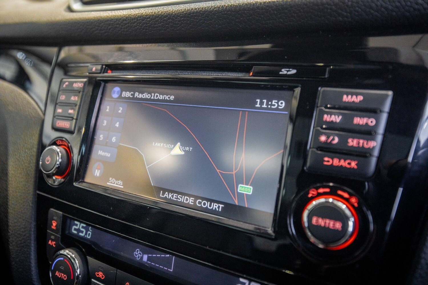 Used Nissan Qashqai for sale - 77670832: Photo 26