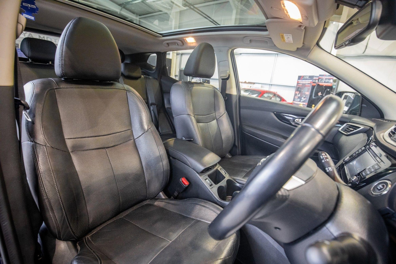 Used Nissan Qashqai for sale - 77670832: Photo 3