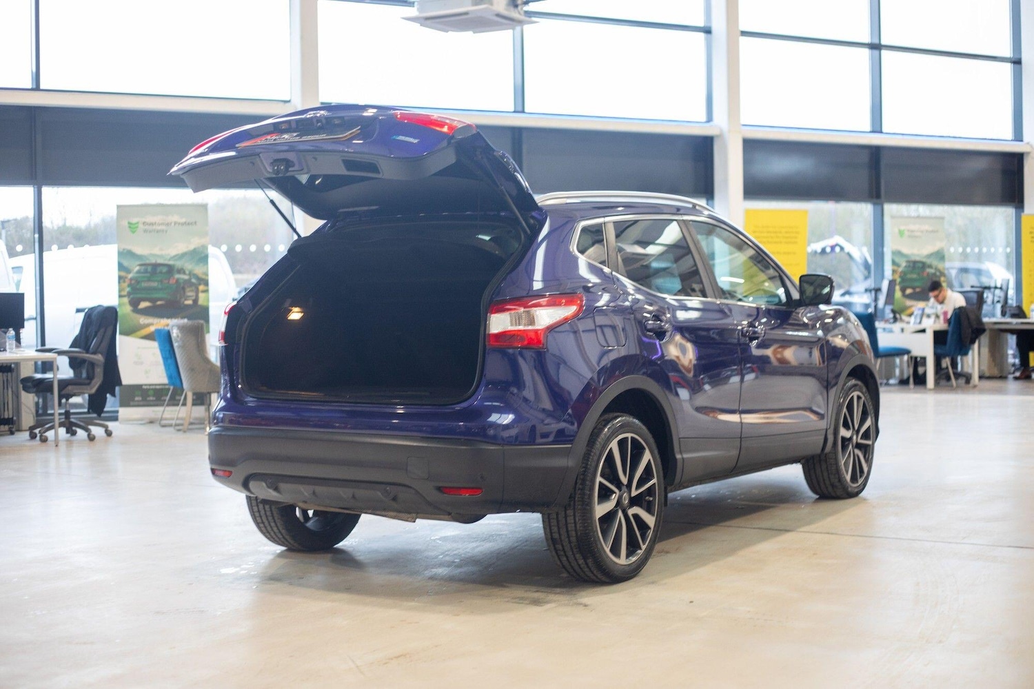 Used Nissan Qashqai for sale - 77670832: Photo 39