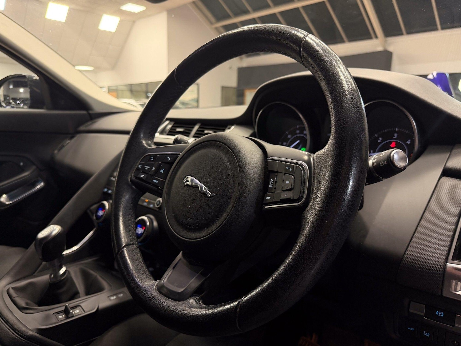 Used Jaguar E-Pace 2019 for sale - 77109539: Photo 32