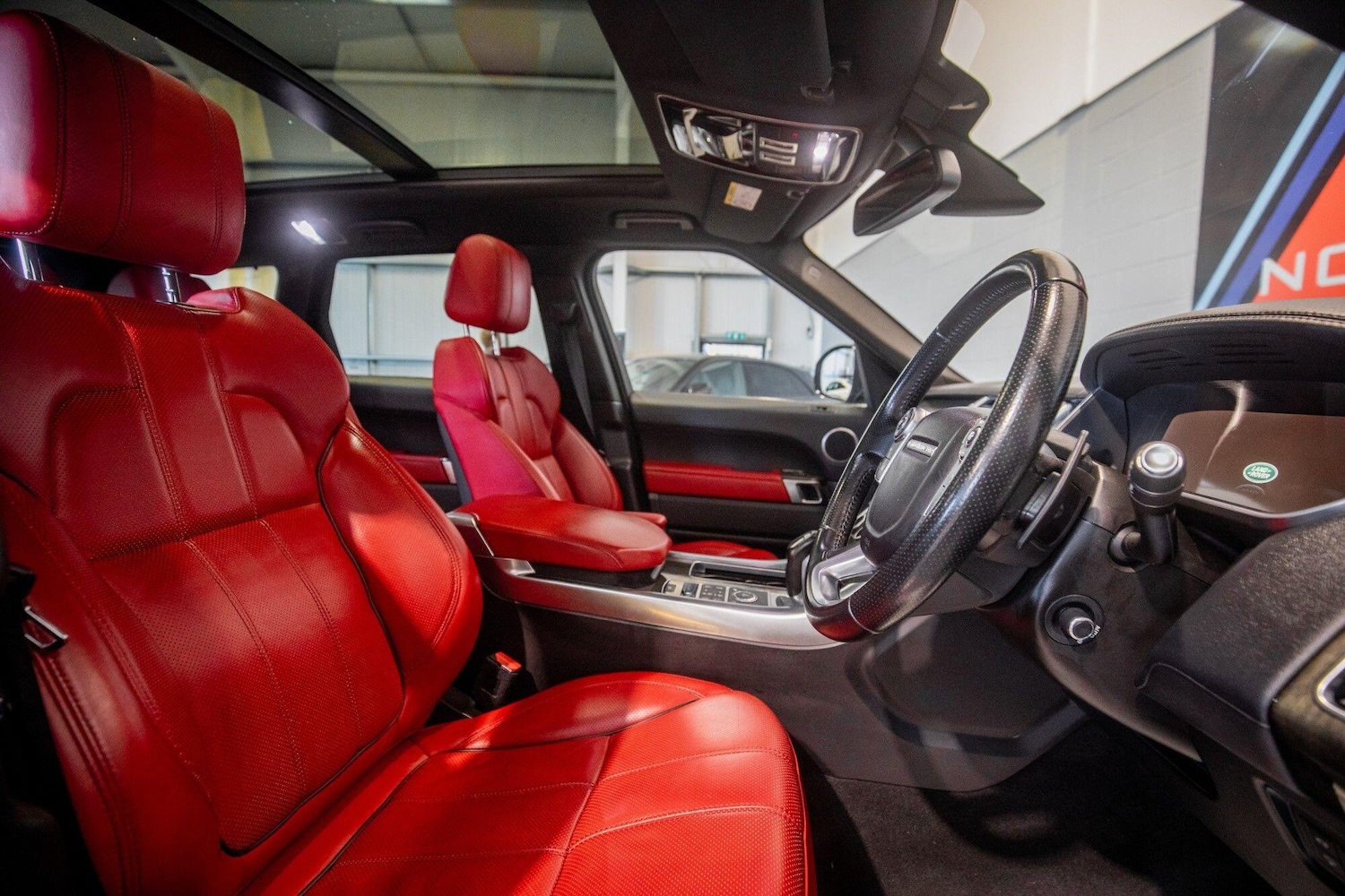 Used Land Rover Range Rover Sport 2016 for sale - 77230668: Photo 16