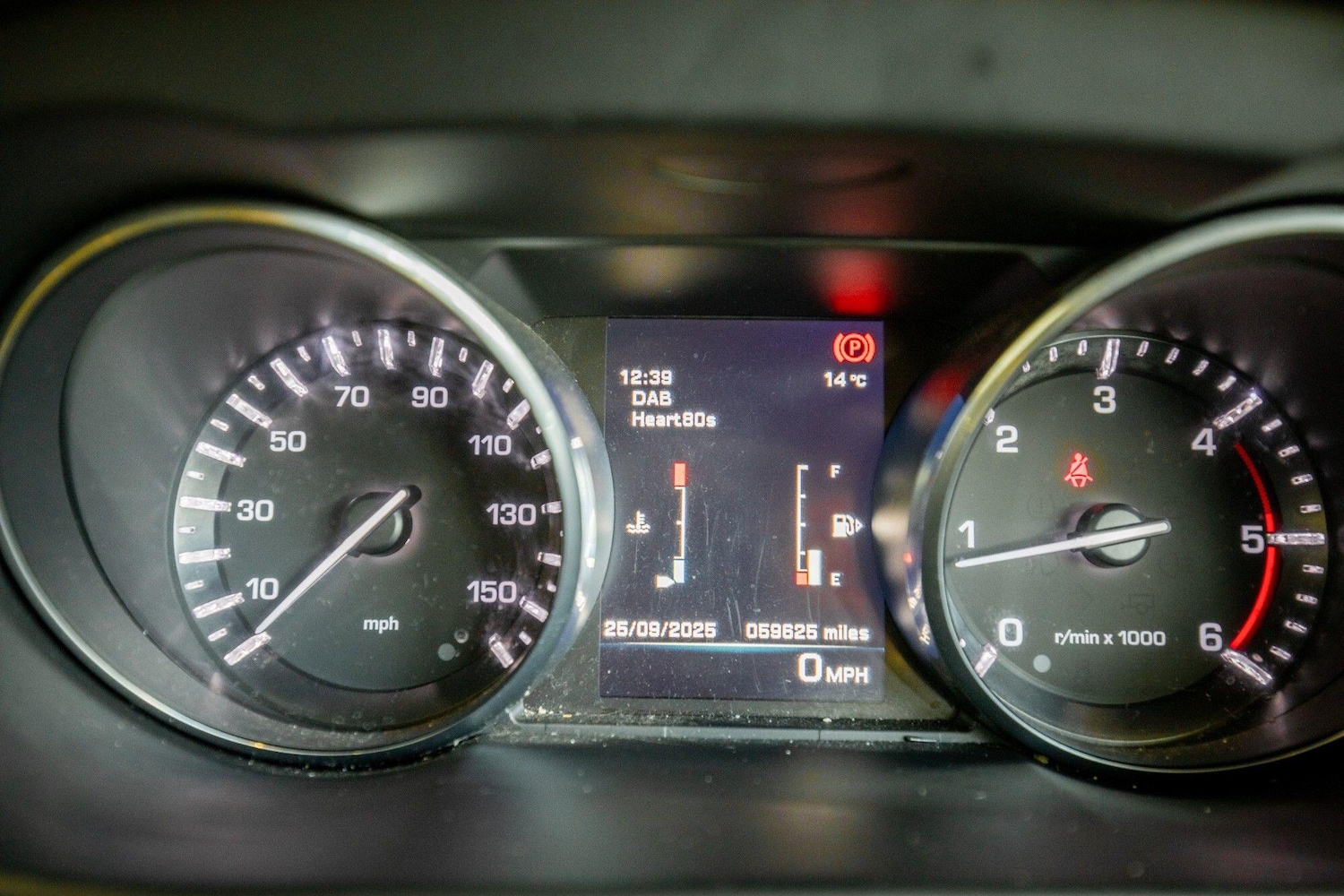 Used Land Rover Discovery Sport 2016 for sale - 76823942: Photo 25