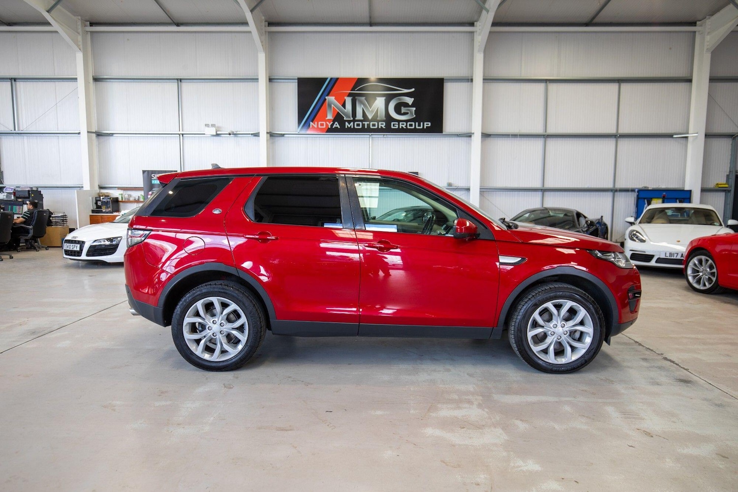 Used Land Rover Discovery Sport 2016 for sale - 76823942: Photo 37