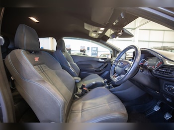 Used Ford Fiesta 2019 for sale - 78204945: Photo