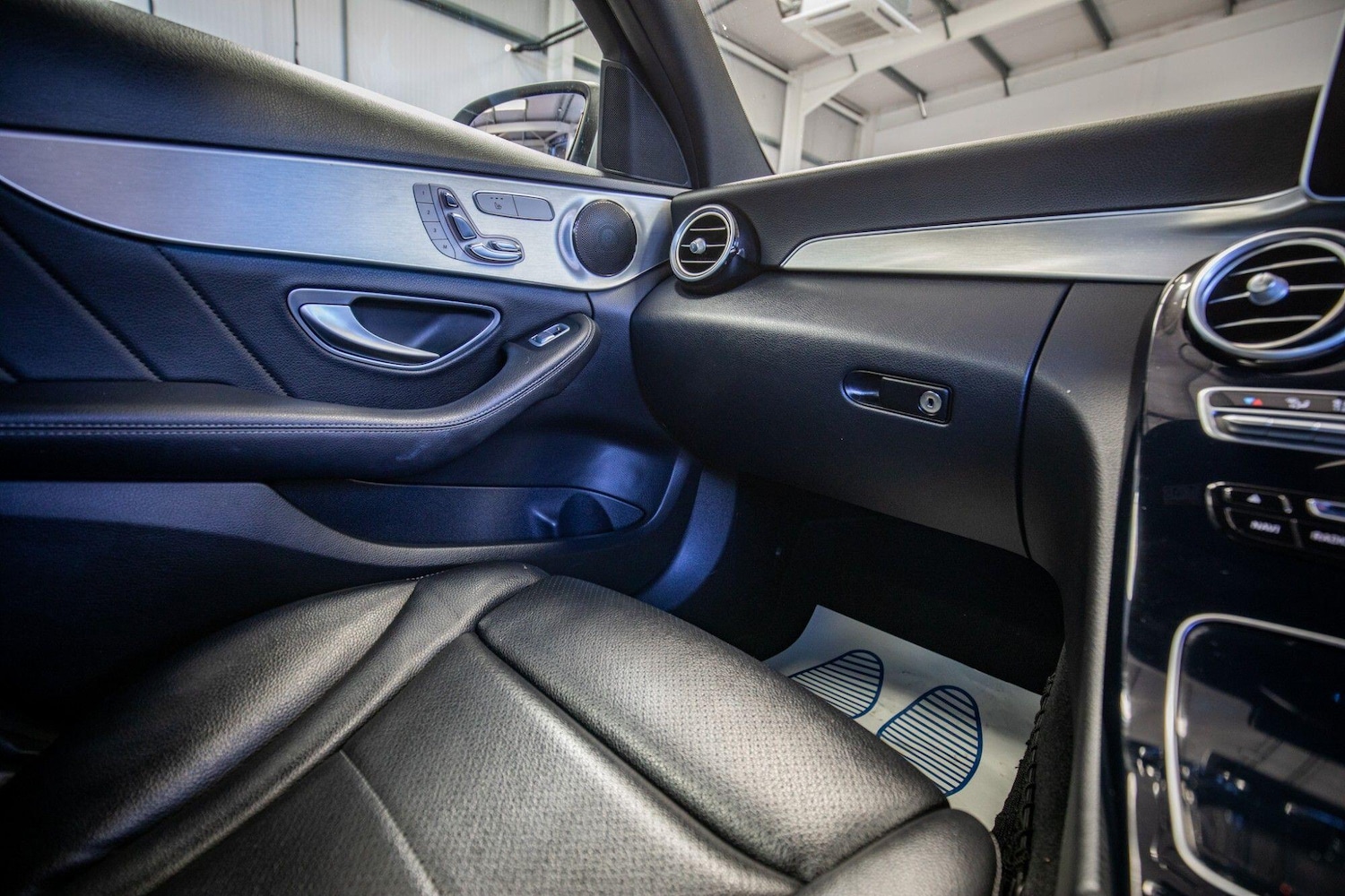 Used Mercedes-Benz C Class 2017 for sale - 78062572: Photo 30