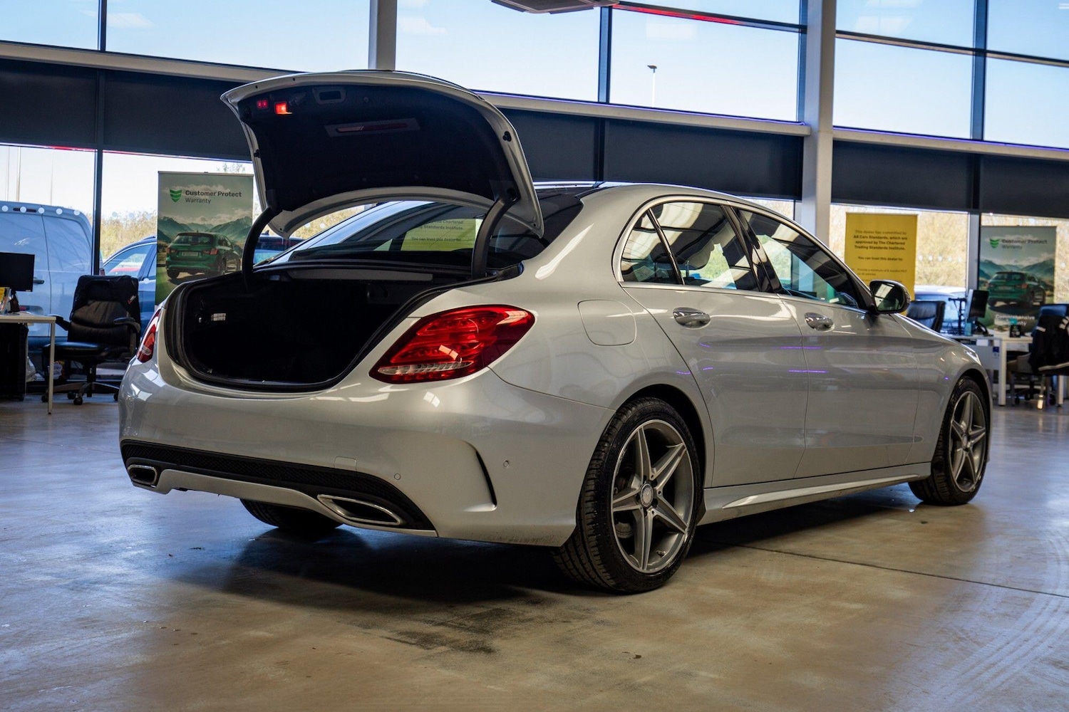 Used Mercedes-Benz C Class 2017 for sale - 78062572: Photo 33