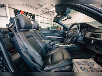 Used BMW 3 Series 2011 for sale - 79708385: Photo