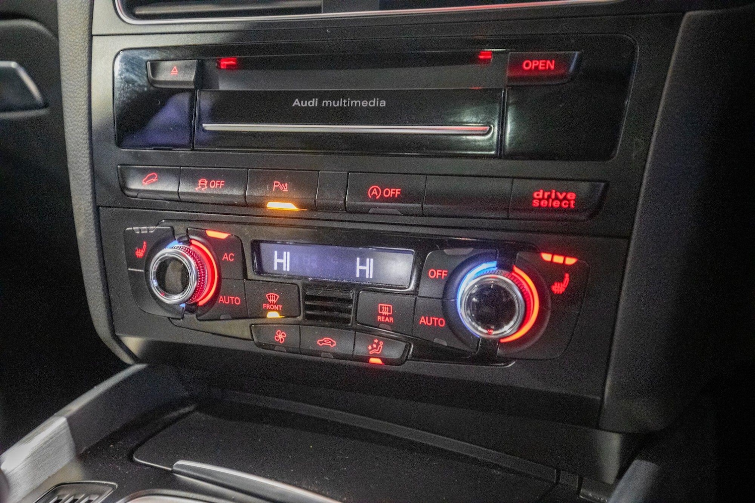 Used Audi SQ5 2014 for sale - 77017139: Photo 30