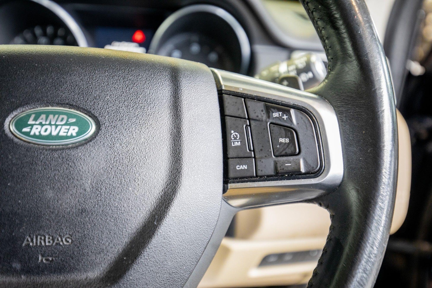 Used Land Rover Discovery Sport 2015 for sale - 78019218: Photo 19