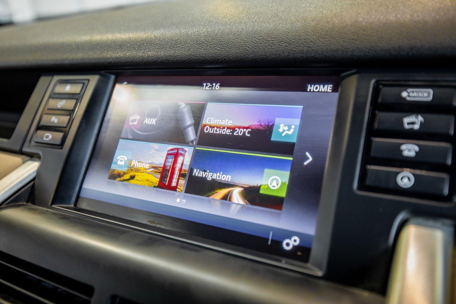 Used Land Rover Discovery Sport 2015 for sale - 78019218: Photo 24