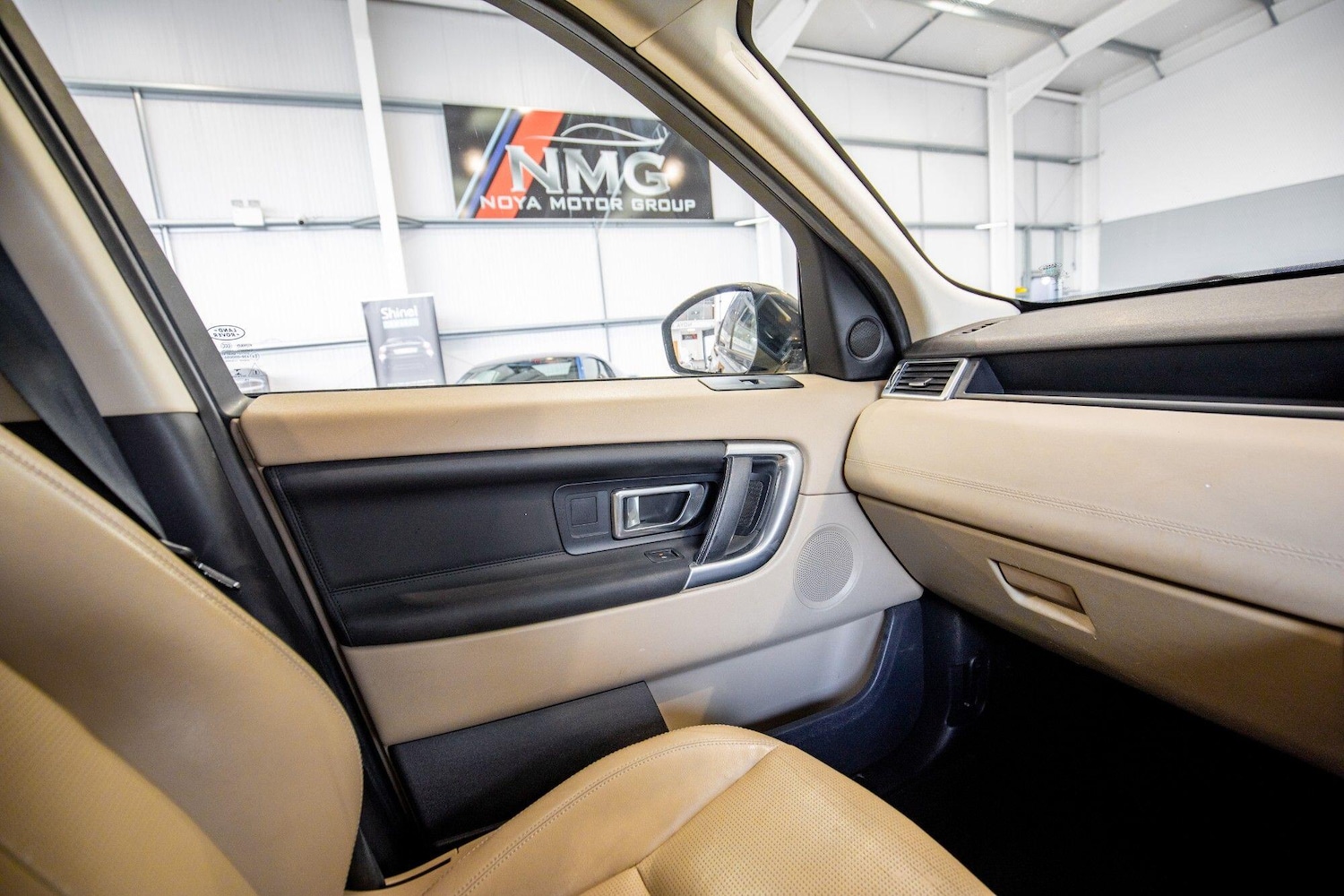 Used Land Rover Discovery Sport 2015 for sale - 78019218: Photo 30