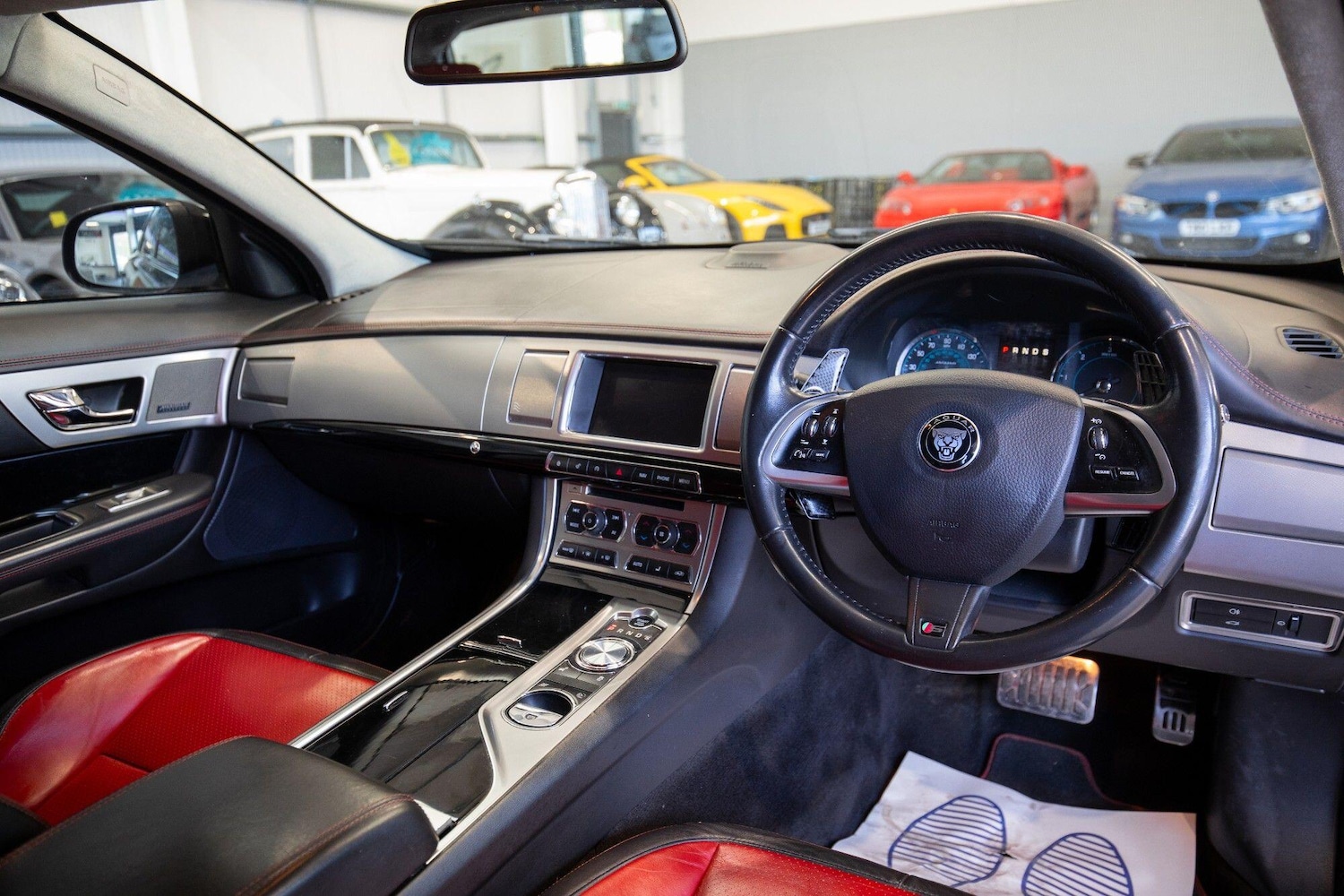 Used Jaguar XF for sale - 76824707: Photo 2