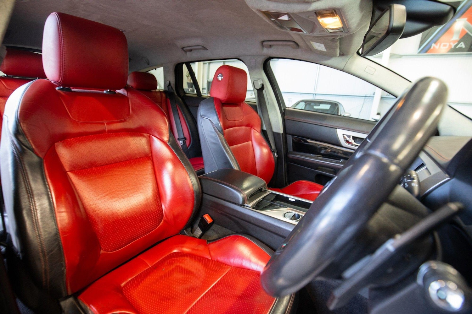 Used Jaguar XF for sale - 76824707: Photo 3