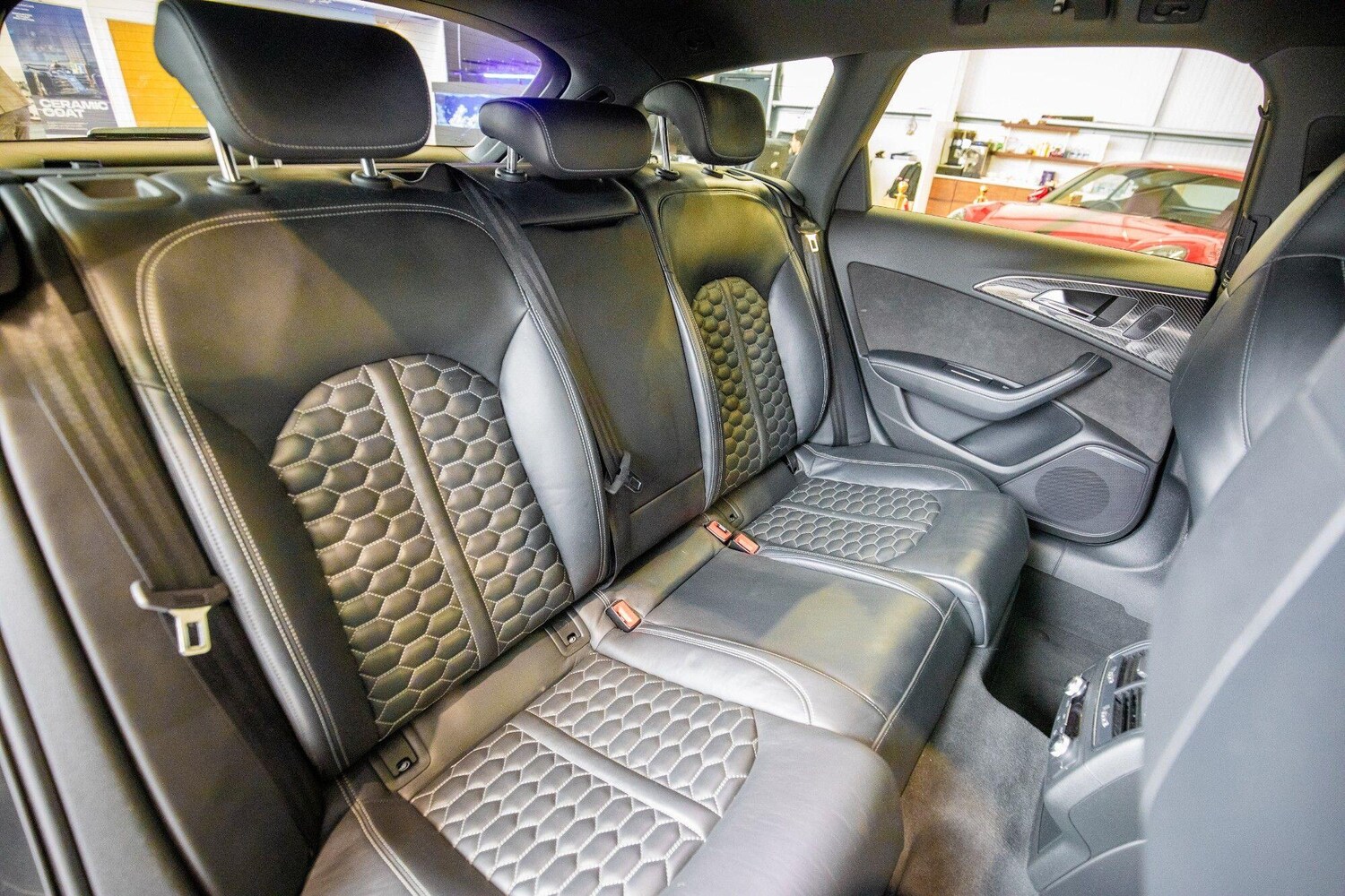 Used Audi RS6 2017 for sale - 77892513: Photo 12