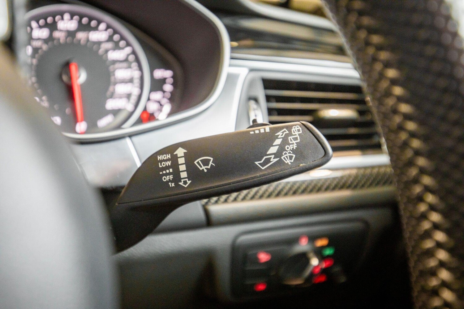 Used Audi RS6 2017 for sale - 77892513: Photo 26