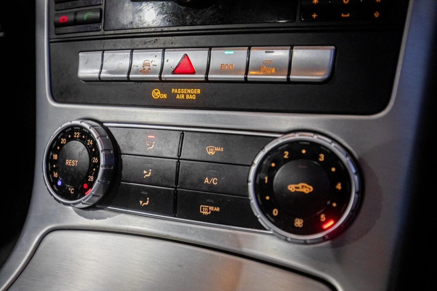 Used Mercedes-Benz SLK 2013 for sale - 77426121: Photo 26