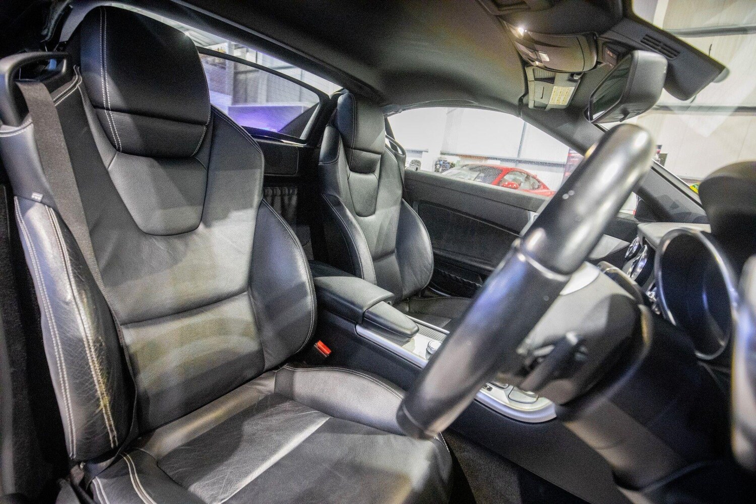 Used Mercedes-Benz SLK 2013 for sale - 77426121: Photo 3