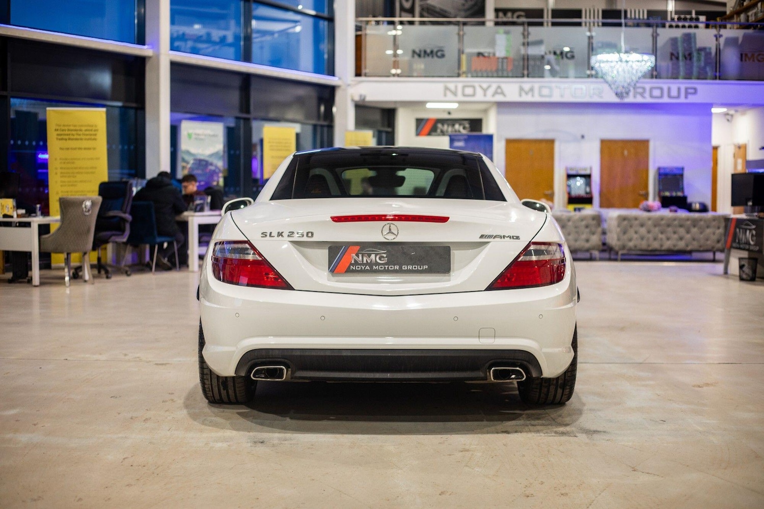 Used Mercedes-Benz SLK 2013 for sale - 77426121: Photo 32