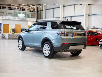 Used Land Rover Discovery Sport 2015 for sale - 78382343: Photo