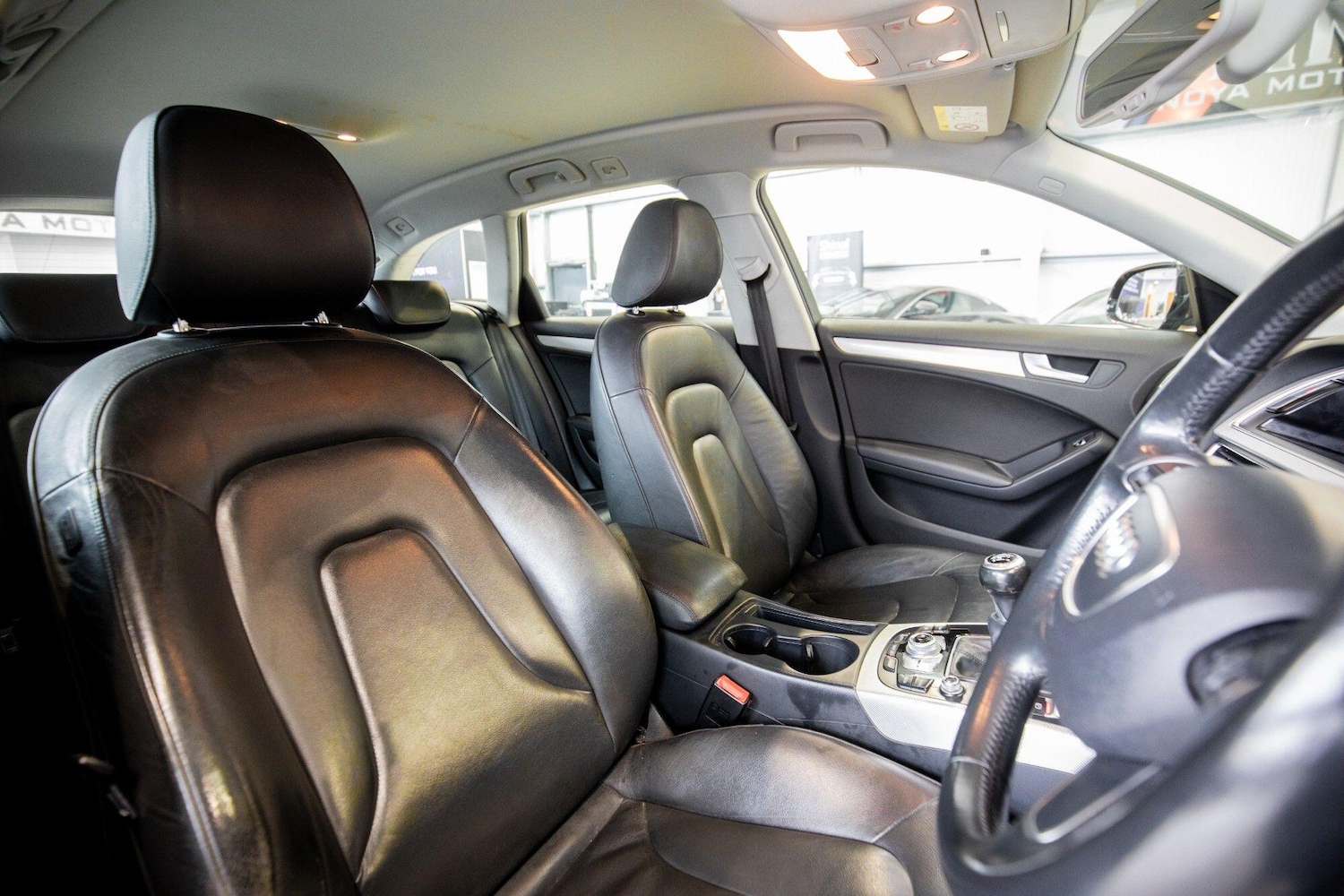 Used Audi A4 2015 for sale - 77155973: Photo 3