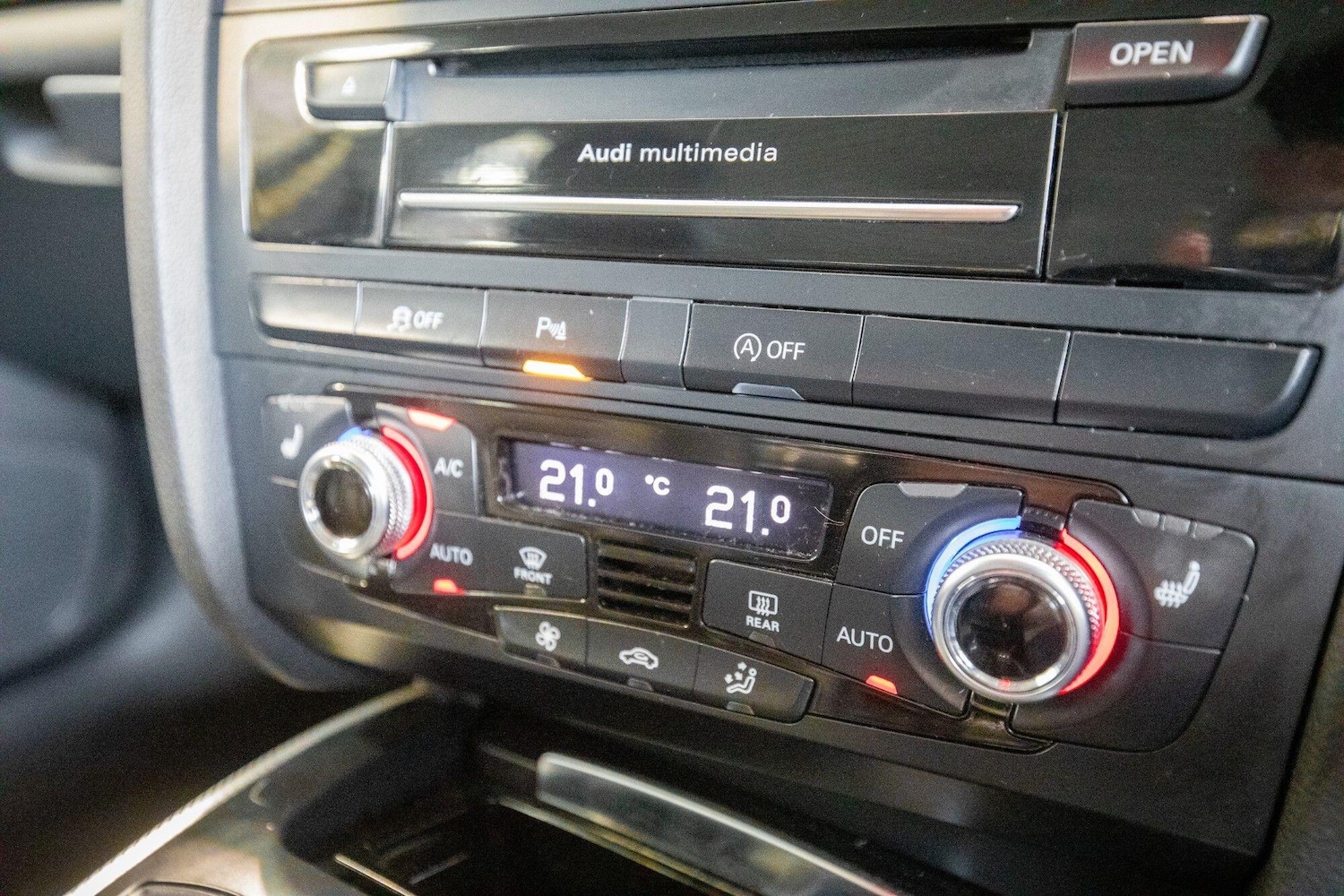 Used Audi A4 2015 for sale - 77155973: Photo 31