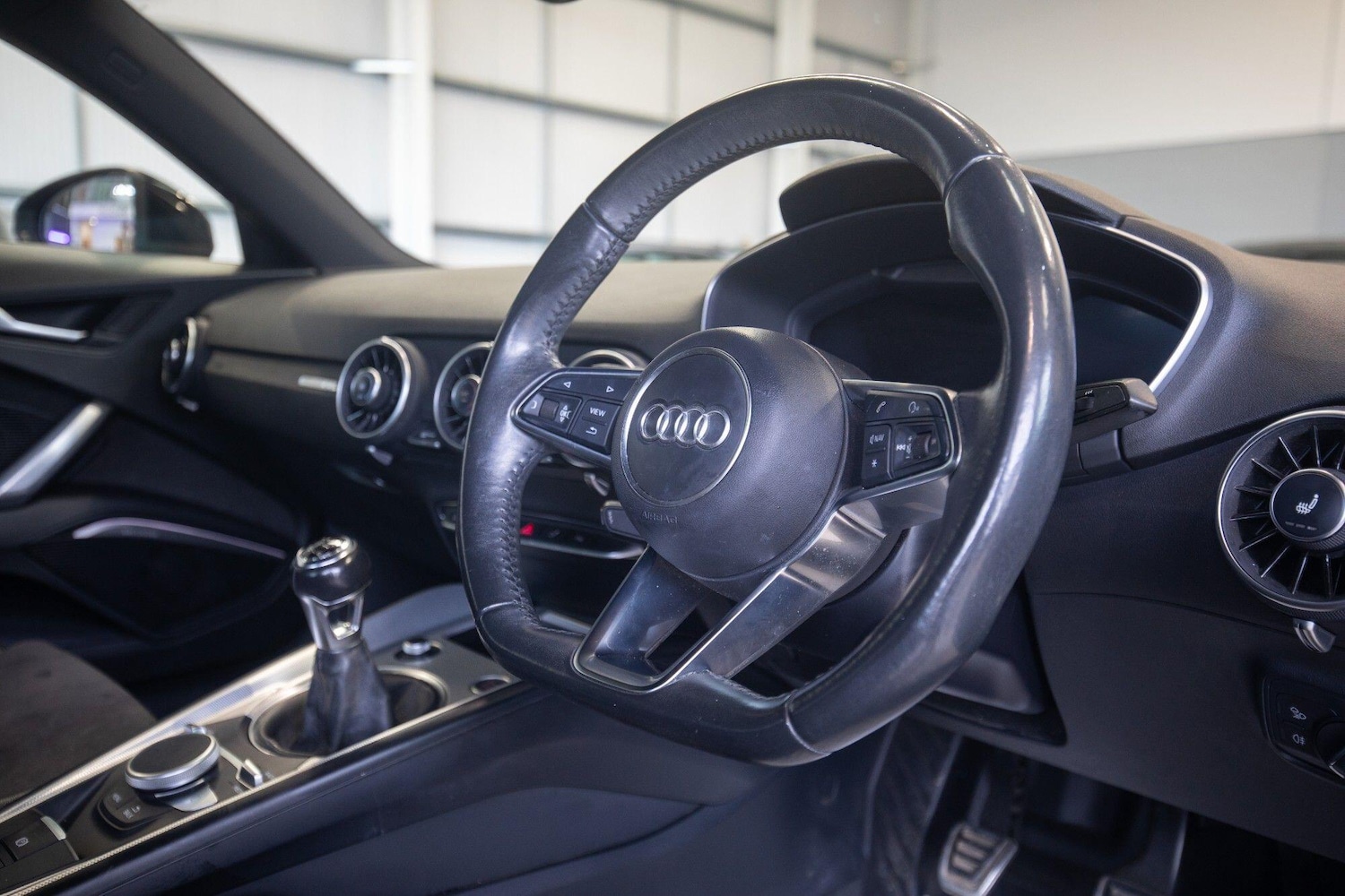 Used Audi TT 2017 for sale - 77549352: Photo 16