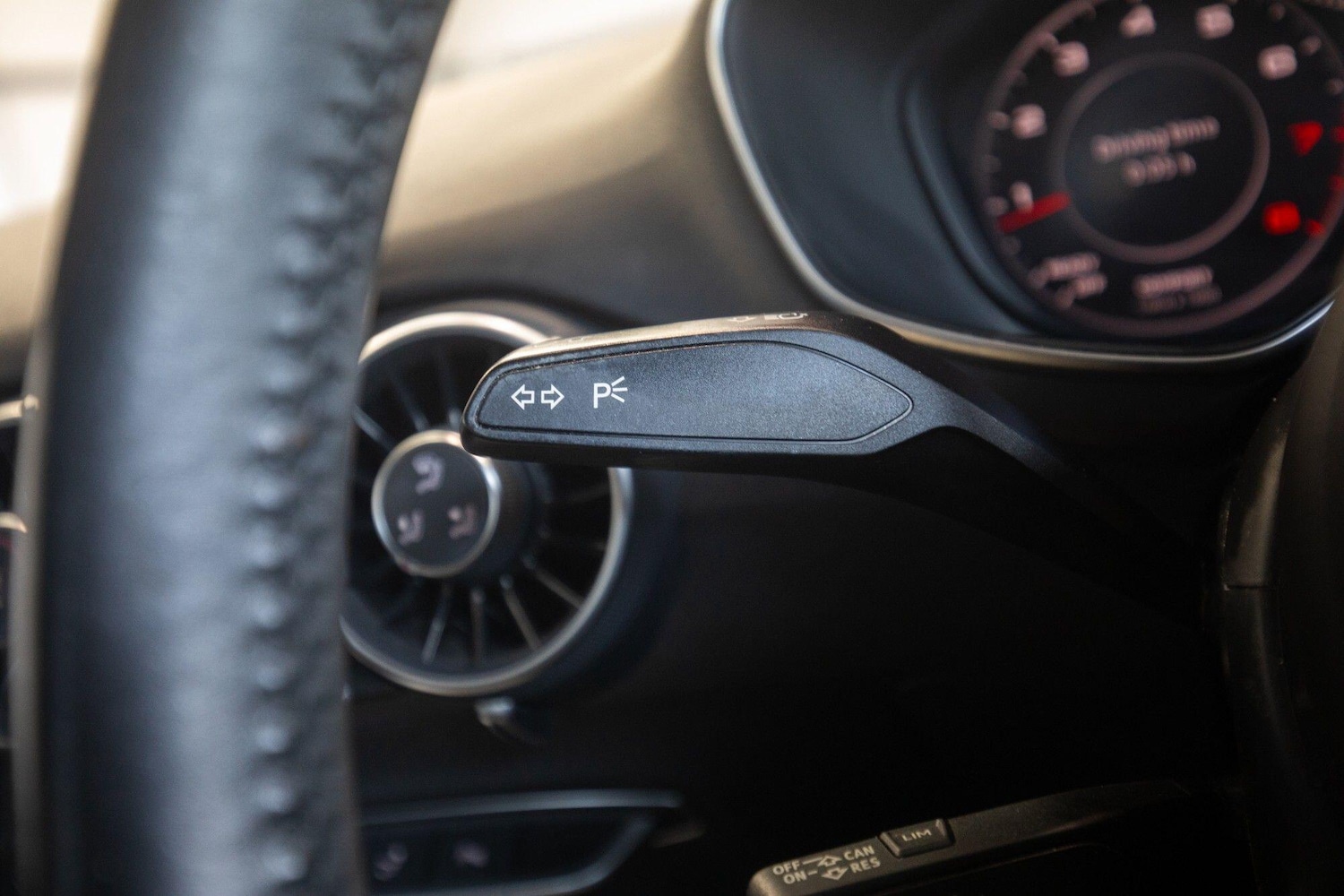 Used Audi TT 2017 for sale - 77549352: Photo 28