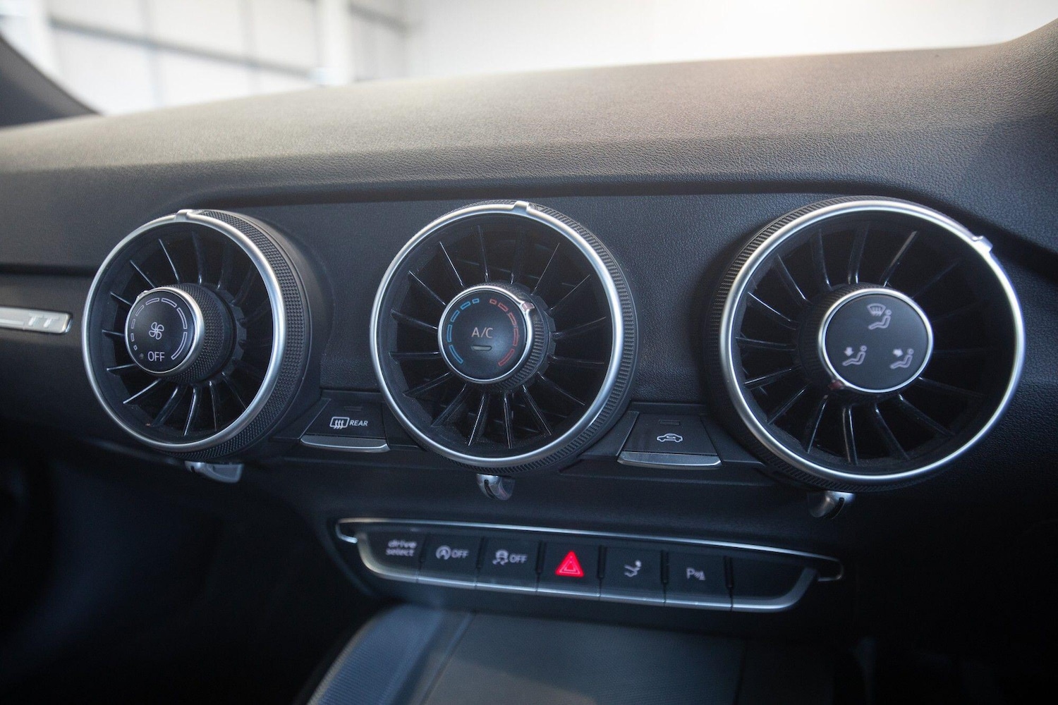 Used Audi TT 2017 for sale - 77549352: Photo 30