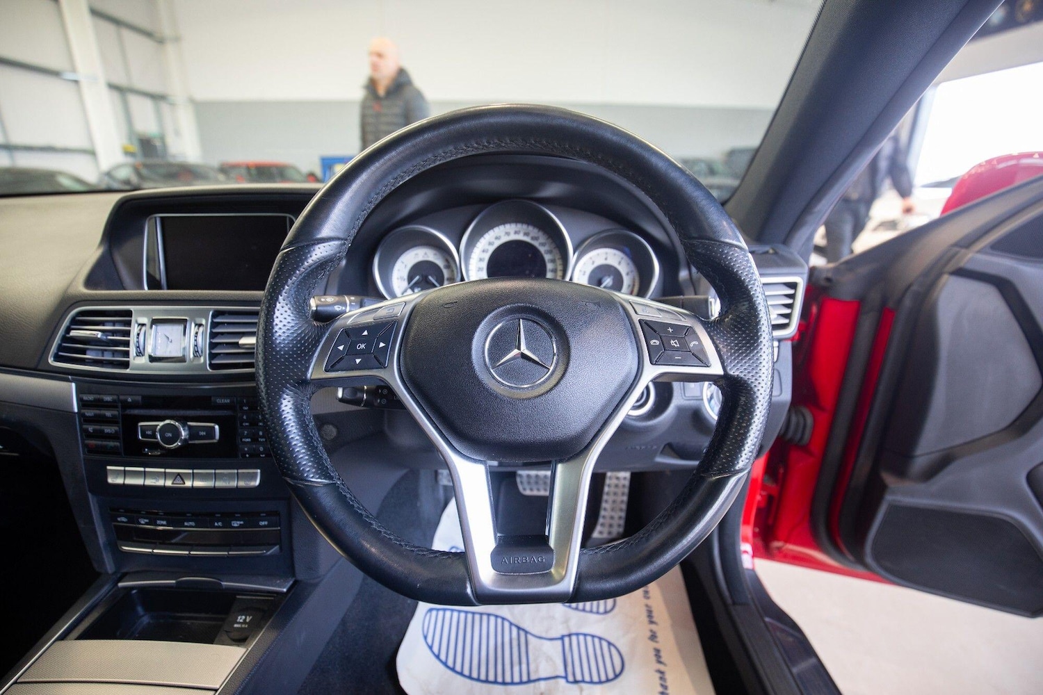 Used Mercedes-Benz E Class for sale - 77659110: Photo 18