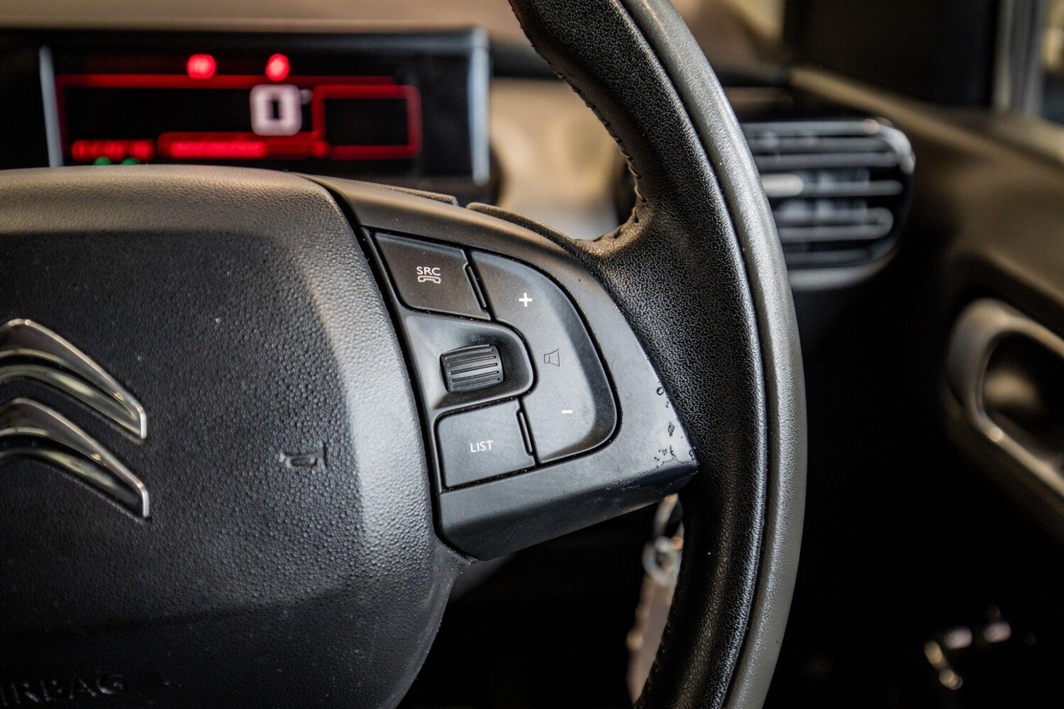 Used Citroen C4 Cactus 2018 for sale - 78157254: Photo 20