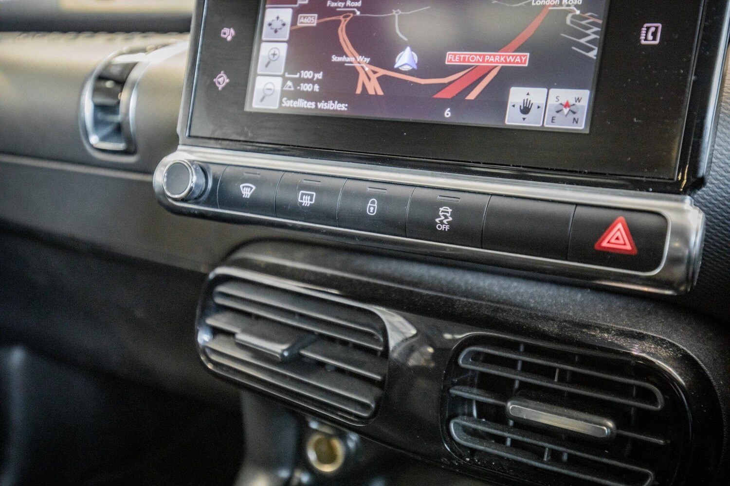 Used Citroen C4 Cactus 2018 for sale - 78157254: Photo 26