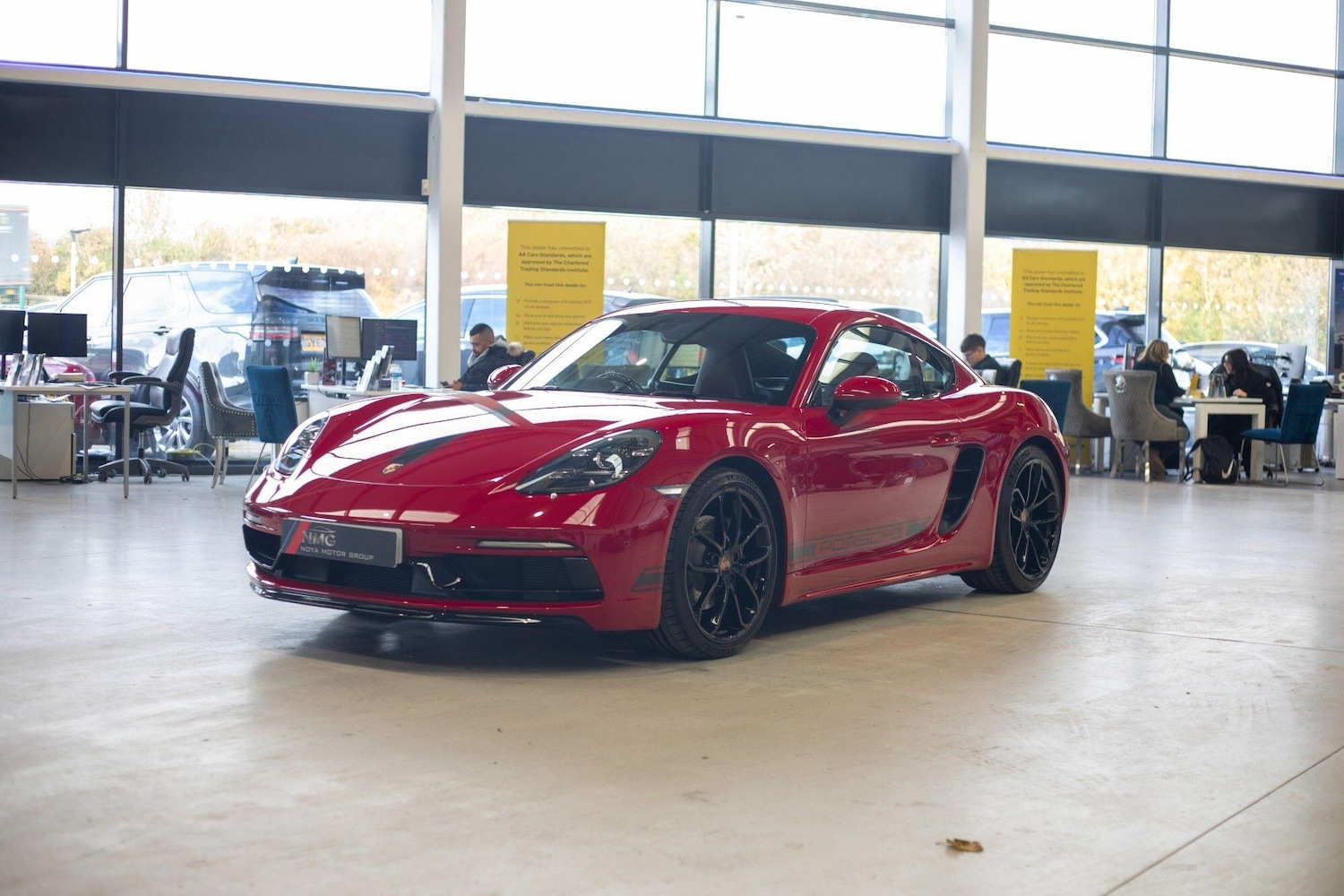 Used Porsche Cayman 2024 for sale - 77784497: Photo 9