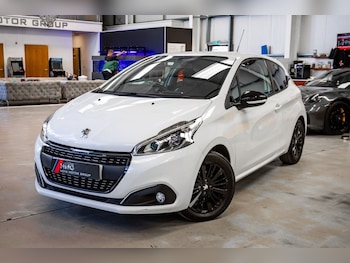 Used Peugeot 208 2018 for sale - 78382166: Photo