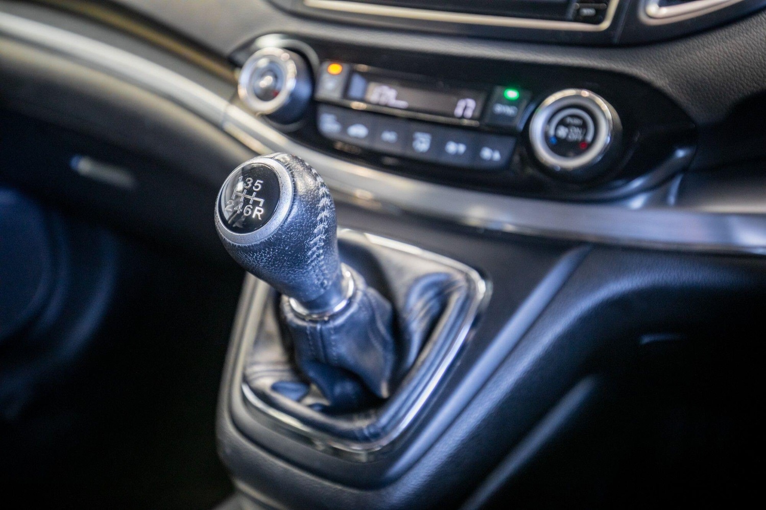 Used Honda CR-V 2016 for sale - 77625451: Photo 32