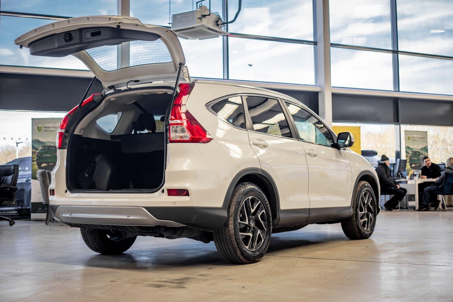 Used Honda CR-V 2016 for sale - 77625451: Photo 41