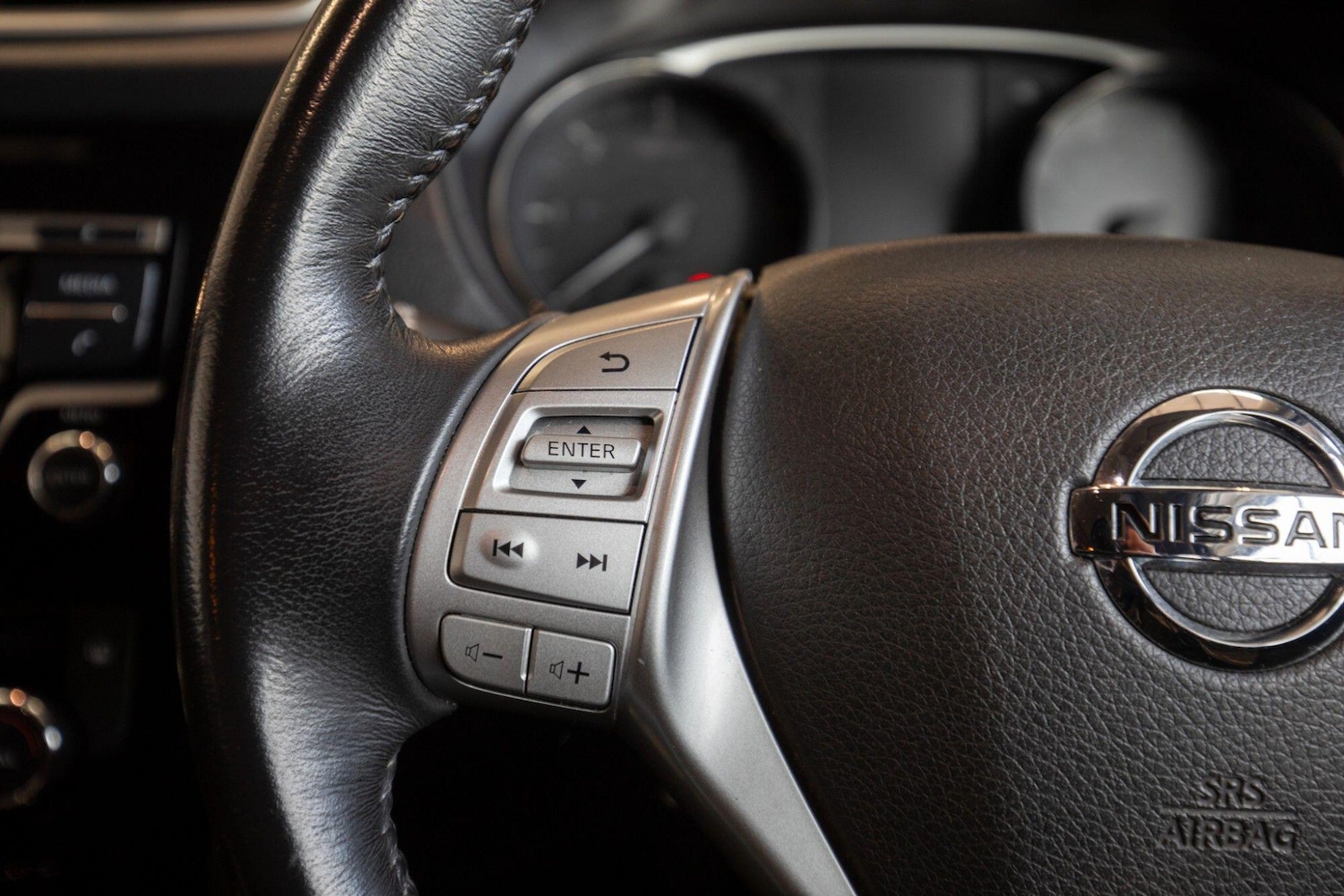 Used Nissan X-Trail for sale - 77958177: Photo 26