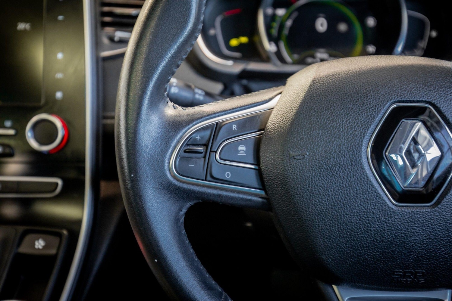 Used Renault Grand Scenic 2017 for sale - 78157196: Photo 19