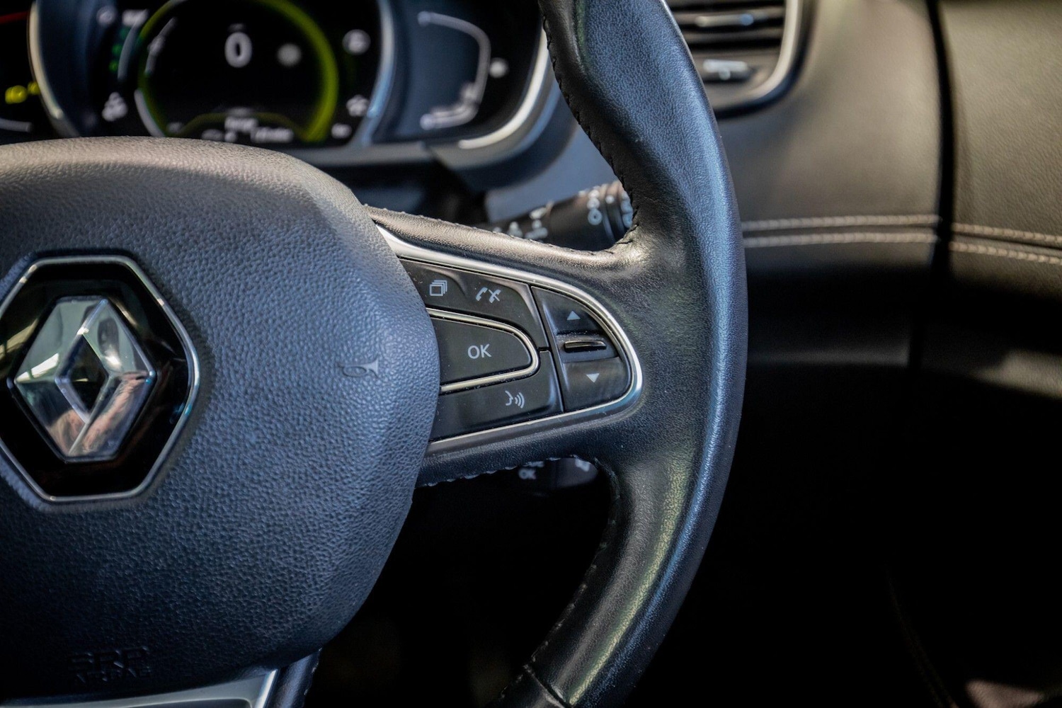 Used Renault Grand Scenic 2017 for sale - 78157196: Photo 20
