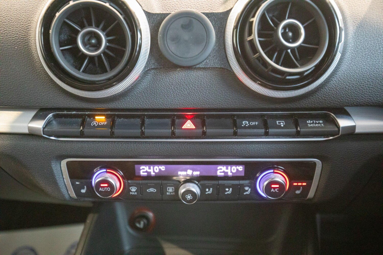 Used Audi A3 2015 for sale - 78058526: Photo 29