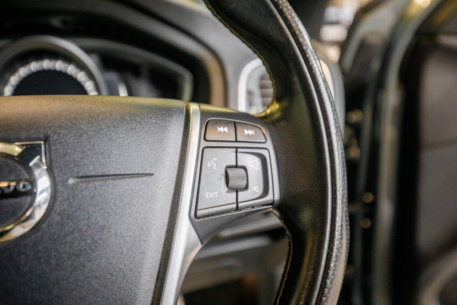 Used Volvo V40 for sale - 76824308: Photo 19