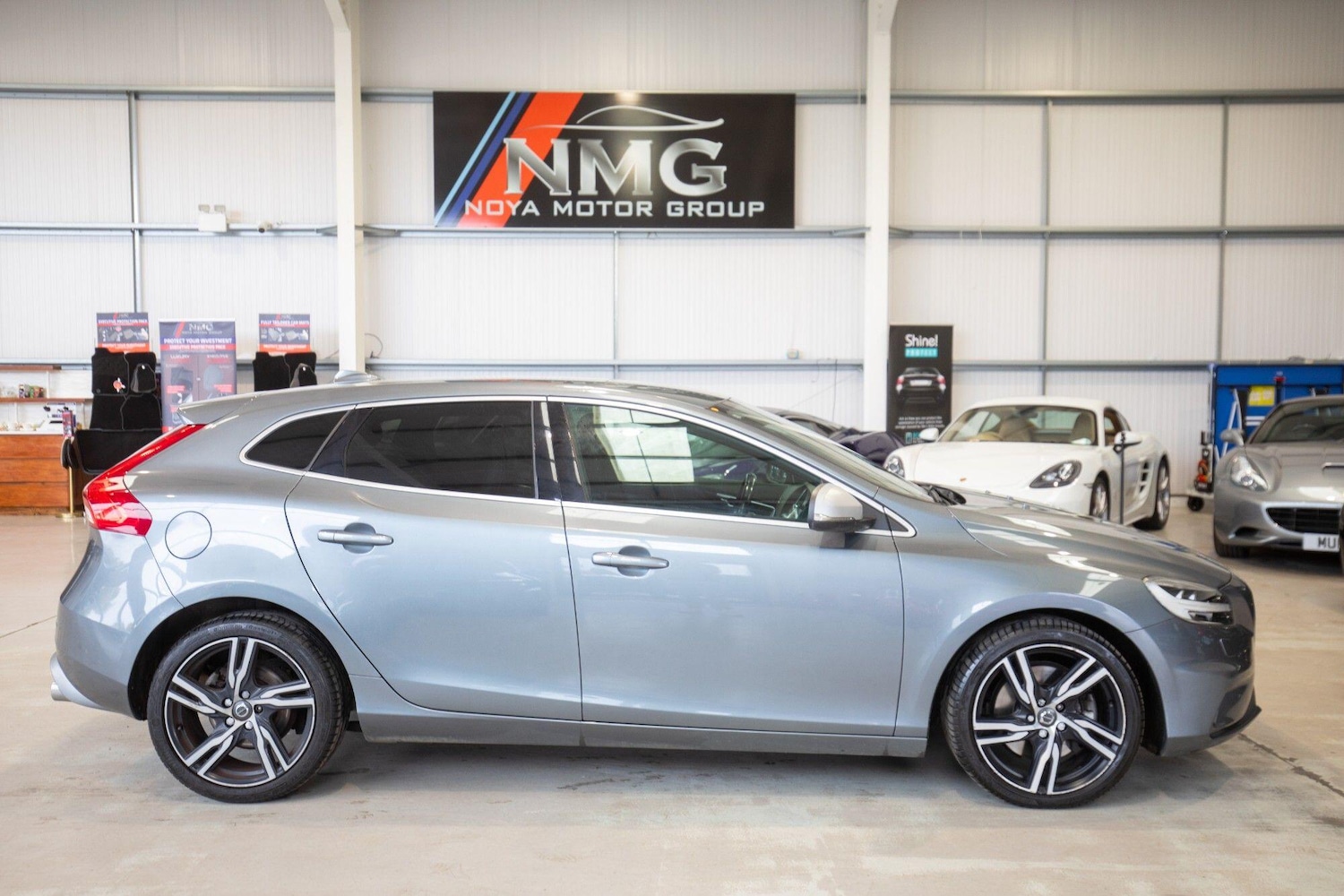 Used Volvo V40 for sale - 76824308: Photo 34