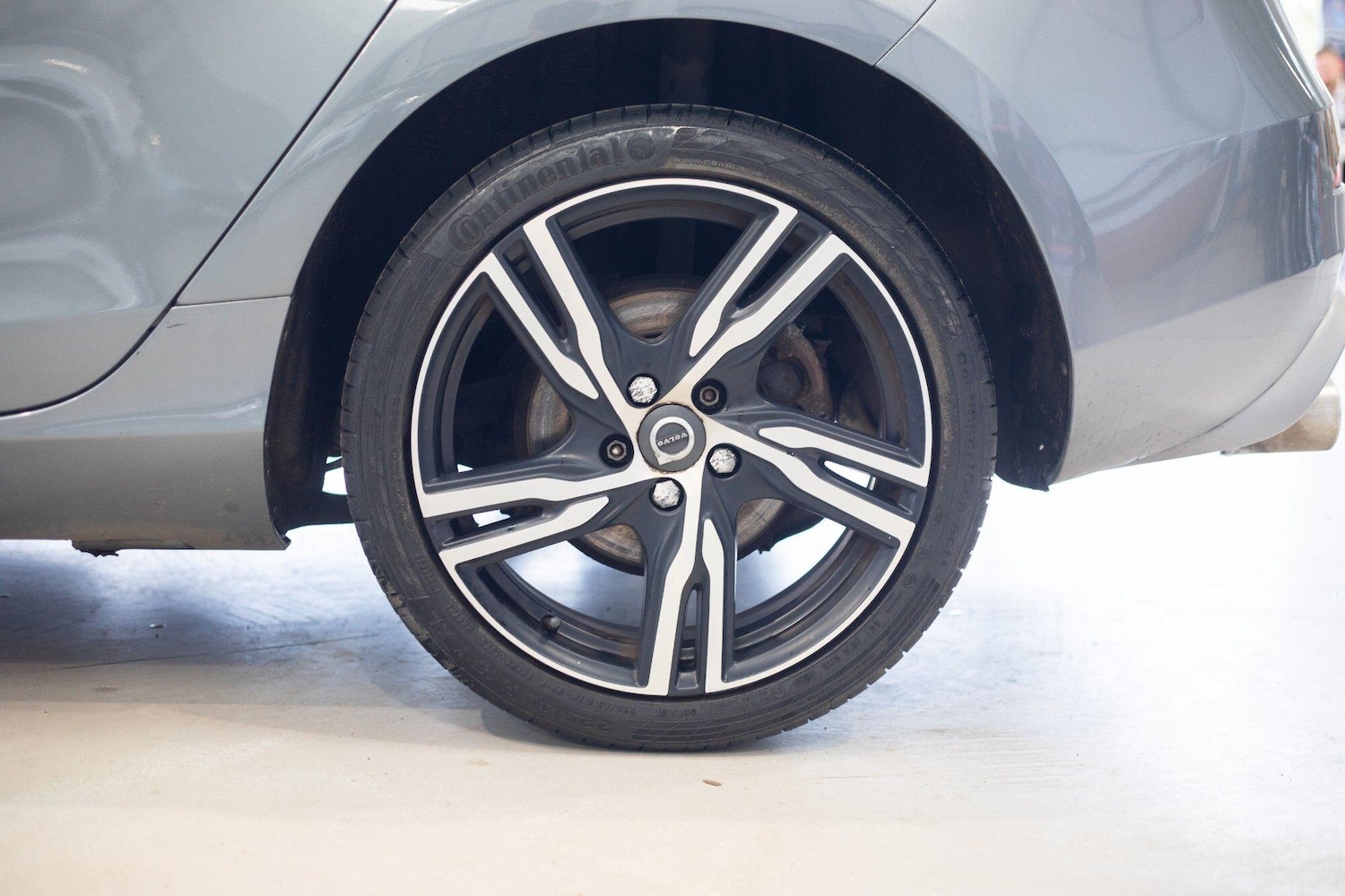 Used Volvo V40 for sale - 76824308: Photo 4