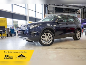 Used Land Rover Discovery Sport 2015 for sale - 78382136: Photo