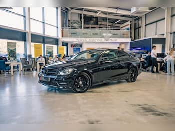 Used Mercedes-Benz C Class 2015 for sale - 79708094: Photo