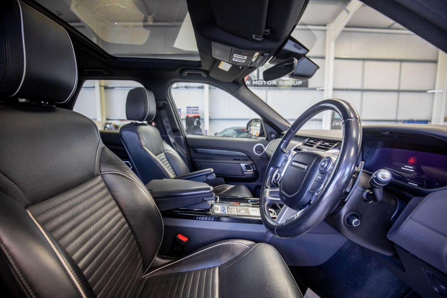 Used Land Rover Discovery 2018 for sale - 76824507: Photo 3