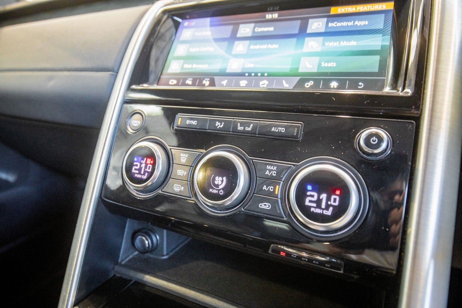 Used Land Rover Discovery 2018 for sale - 76824507: Photo 35