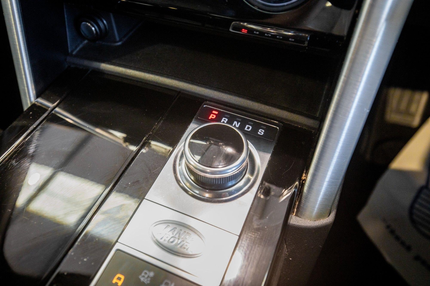 Used Land Rover Discovery 2018 for sale - 76824507: Photo 37